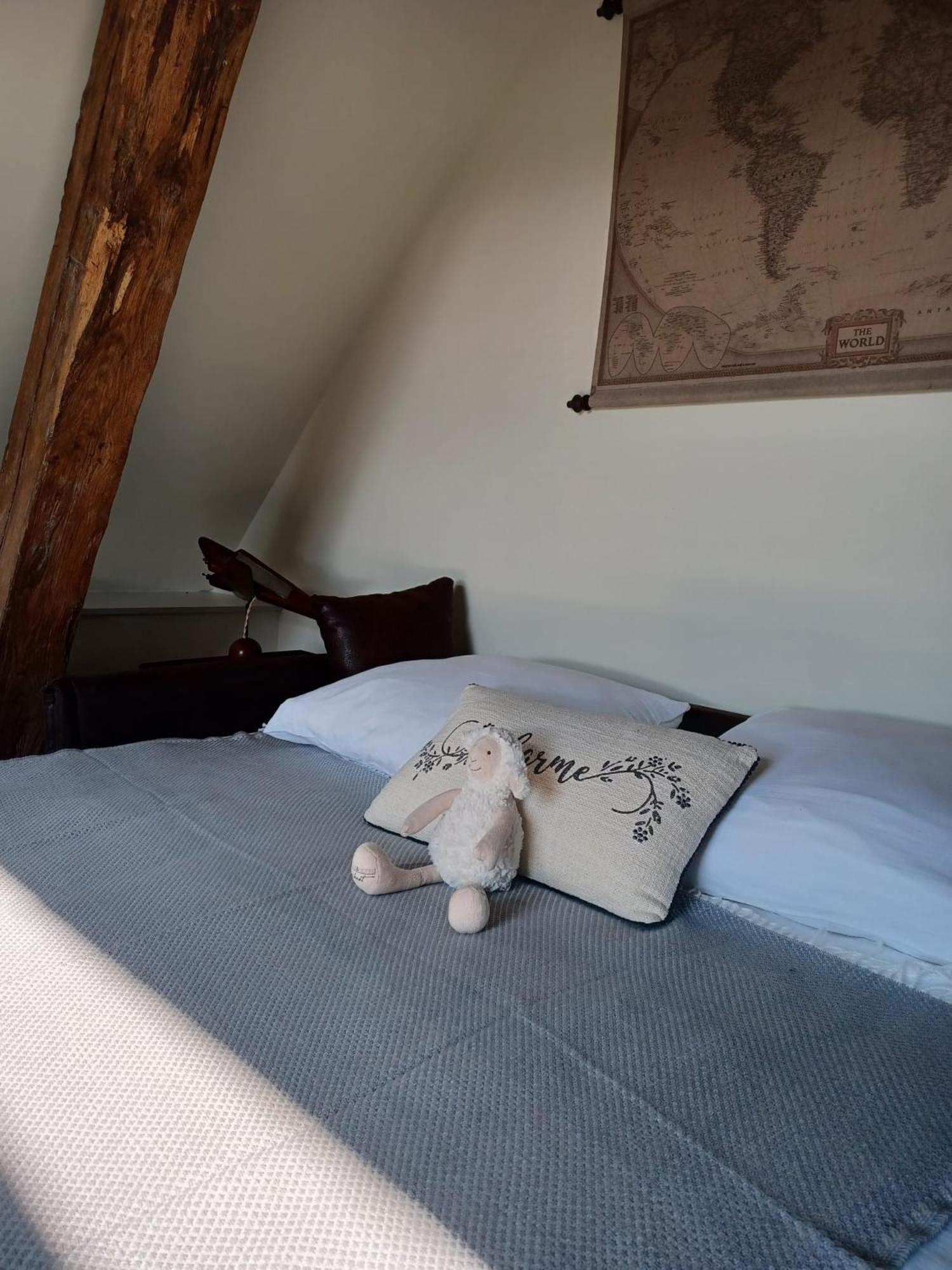 Chambre D'Hotes "Au Bord De Loire" La Marche Exterior photo